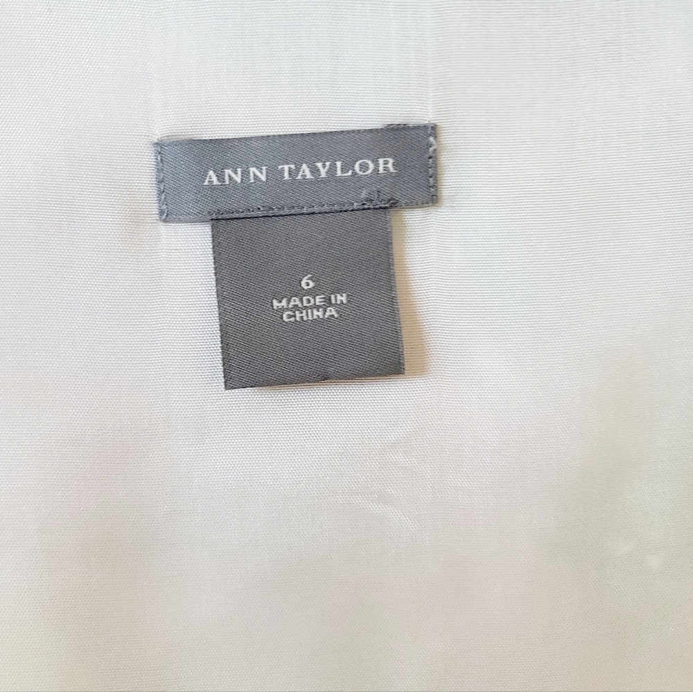NWOT Ann Taylor 100% silk watercolor poppies dress, size 6 - Picture 4 of 6